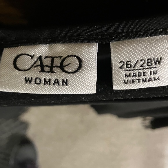 CATO Elegant Black Fringe Blouse - Picture 2 of 7